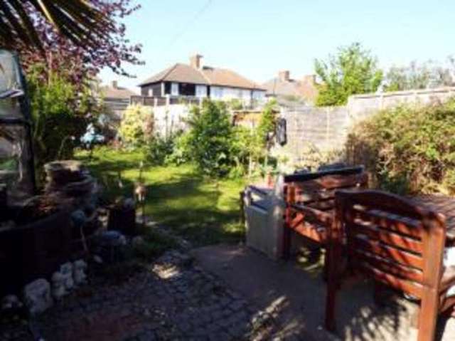  Image of 2 bedroom End of Terrace for sale in Pettits Place Dagenham RM10 at Dagenham  Dagenham, RM10 8NL