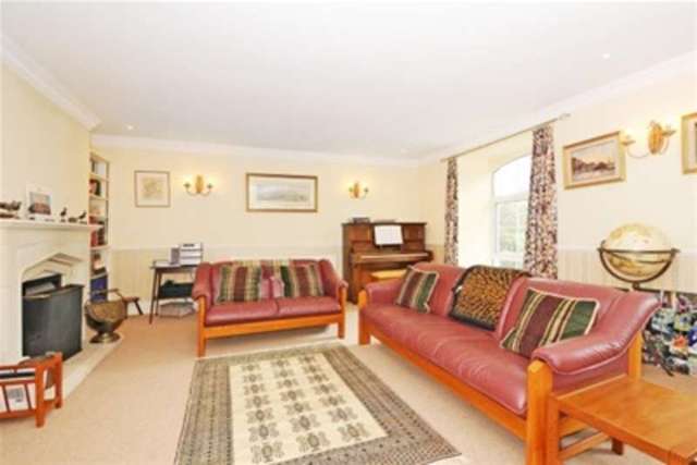  Image of 4 bedroom Detached house to rent in Dainton Dainton Newton Abbot TQ12 at Newton Abbot, TQ12 5TZ
