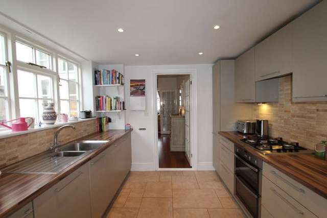  Image of 3 bedroom Terraced house for sale in Dalmally Road Addiscombe Croydon CR0 at Dalmally Road  Shirley, CR0 6LU