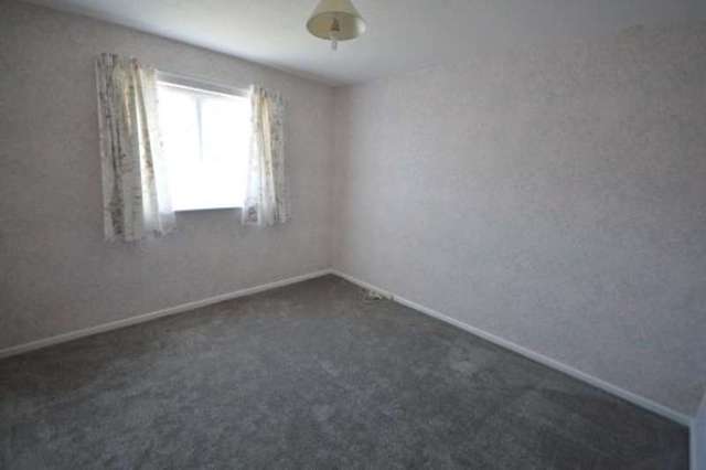  Image of 2 bedroom Apartment for sale in Danes Dyke Scarborough YO12 at Danes Dyke  Scarborough, YO12 6UG
