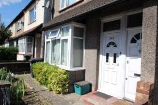  Image of 2 bedroom Maisonette for sale in Davidson Road Addiscombe Croydon CR0 at Croydon  Croydon, CR0 6DQ