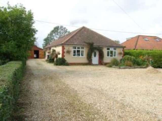  Image of 4 bedroom Bungalow for sale in Yaxham Road Dereham NR19 at Dereham Norfolk Toftwood, NR19 1HR