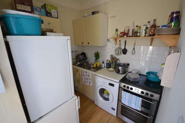  Image of 1 bedroom Flat for sale in Devonshire Road Hastings TN34 at Hastings, TN34 1NE