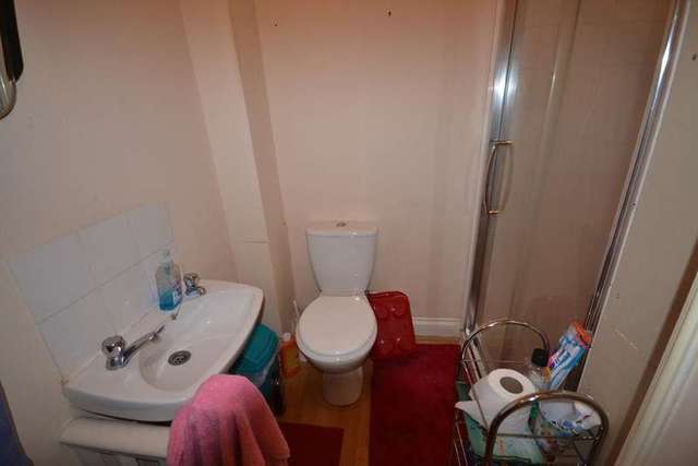  Image of 1 bedroom Flat for sale in Devonshire Road Hastings TN34 at Hastings, TN34 1NE