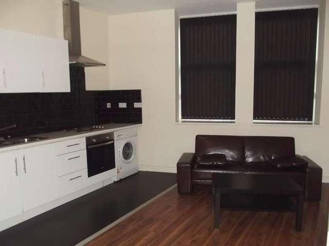  Image of 1 bedroom Flat to rent in Dewsbury Road Beeston Leeds LS11 at Beeston Leeds West Yorkshire, LS11 5NN