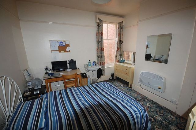  Image of 4 bedroom Terraced house for sale in Ditchling Road Brighton BN1 at Ditchling Road  Brighton, BN1 6JG