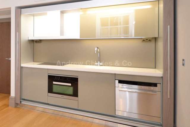  Image of Studio flat to rent in Dorset Square London NW1 at Dorset Square Marylebone London, NW1 6QJ