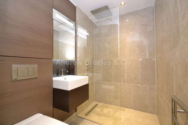  Image of Studio flat to rent in Dorset Square London NW1 at Dorset Square Marylebone London, NW1 6QJ