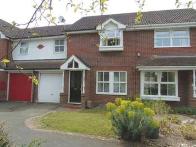  Image of 3 bedroom Terraced house to rent in Dover Avenue Warndon Worcester WR4 at Dover Avenue  Worcester, WR4 0LA
