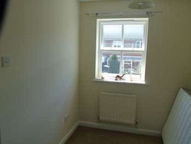  Image of 3 bedroom Terraced house to rent in Dover Avenue Warndon Worcester WR4 at Dover Avenue  Worcester, WR4 0LA