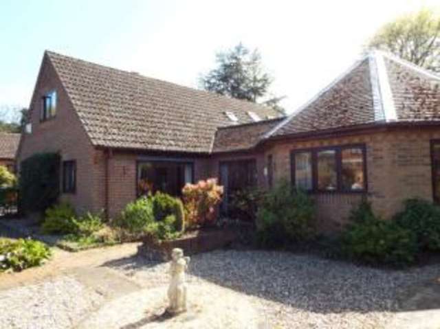 Image of 4 bedroom Detached house for sale in Howell Road Drayton Norwich NR8 at Drayton Norwich Drayton, NR8 6BU