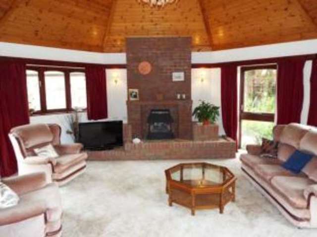 Image of 4 bedroom Detached house for sale in Howell Road Drayton Norwich NR8 at Drayton Norwich Drayton, NR8 6BU