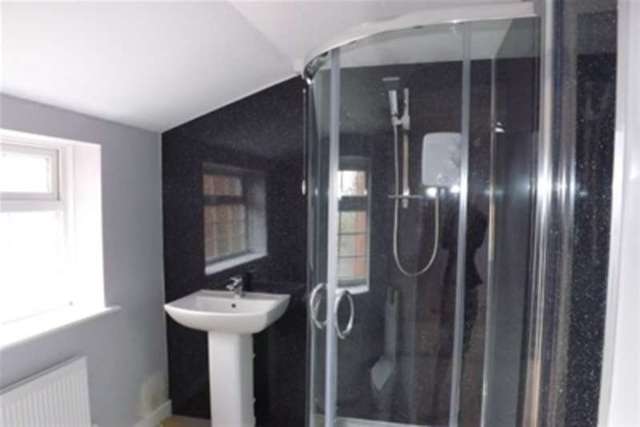  Image of 3 bedroom Detached house to rent in Dresden Drive Cowplain Waterlooville PO8 at Waterlooville, PO8 8RN