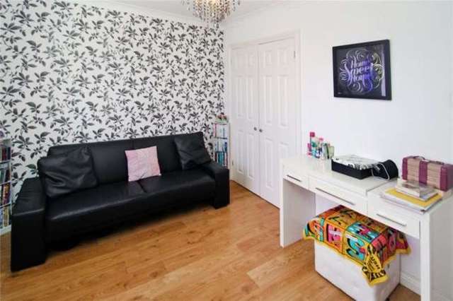  Image of 4 bedroom Detached house for sale in Drewetts Close Rustington Littlehampton BN16 at Rustington East Preston, BN16 3TL