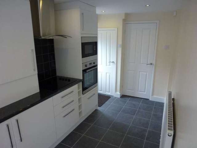 Image of 3 bedroom Semi-Detached house to rent in Dunbeath Avenue Rainhill Prescot L35 at Dunbeath Avenue  Prescot, L35 0QH