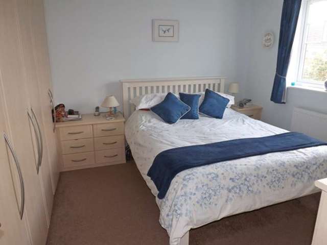  Image of 4 bedroom Detached house for sale in Durcott Gardens Evesham WR11 at Durcott Gardens  Evesham, WR11 1ET