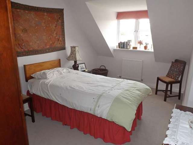  Image of 4 bedroom Detached house for sale in Durcott Gardens Evesham WR11 at Durcott Gardens  Evesham, WR11 1ET
