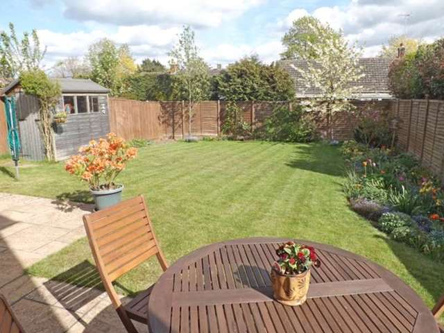  Image of 4 bedroom Detached house for sale in Durcott Gardens Evesham WR11 at Durcott Gardens  Evesham, WR11 1ET