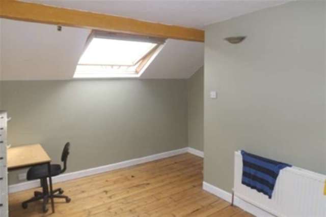  Image of 3 bedroom Terraced house to rent in Dykes Hall Road Sheffield S6 at Sheffield, S6 4GN