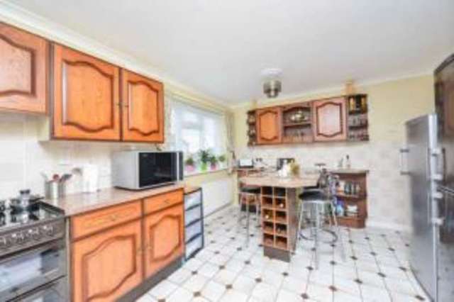  Image of 3 bedroom Detached house for sale in Hefford Road East Cowes PO32 at East Cowes Isle of Wight East Cowes, PO32 6QU