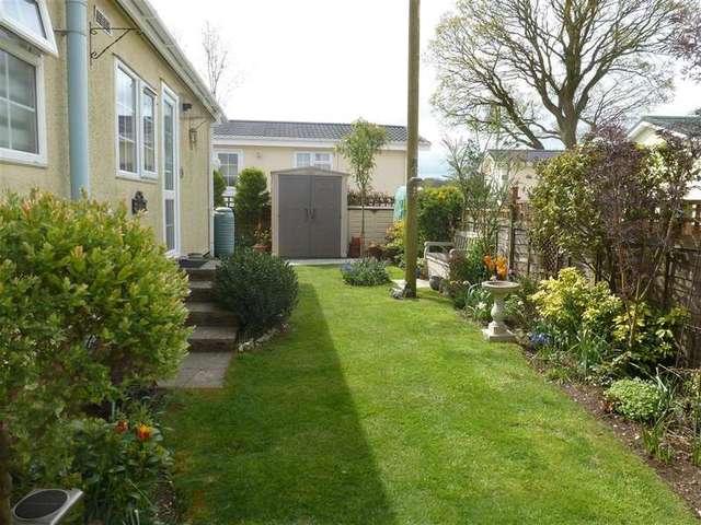  Image of 2 bedroom Detached house for sale in East Hill Road Knatts Valley Sevenoaks TN15 at West Kingsdown Sevenoaks Sevenoaks, TN15 6YD