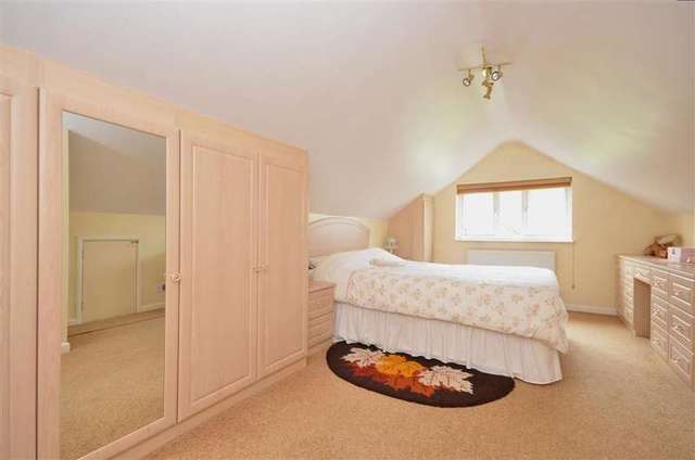  Image of 5 bedroom Bungalow for sale in East Lodge Fareham PO15 at Fareham Hampshire Fareham, PO15 5ND