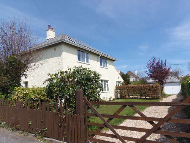  Image of 4 bedroom Detached house for sale in Eastella Road Yelverton PL20 at Yelverton Devon, PL20 6AX