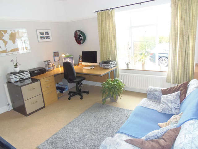  Image of 4 bedroom Detached house for sale in Eastella Road Yelverton PL20 at Yelverton Devon, PL20 6AX