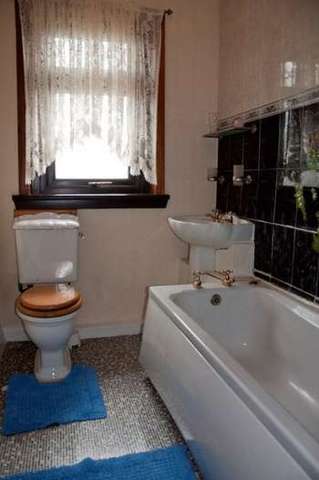  Image of 5 bedroom Semi-Detached house for sale in Easterton Crescent Cowie Stirling FK7 at Easterton Crescent  Stirling, FK7 7AG