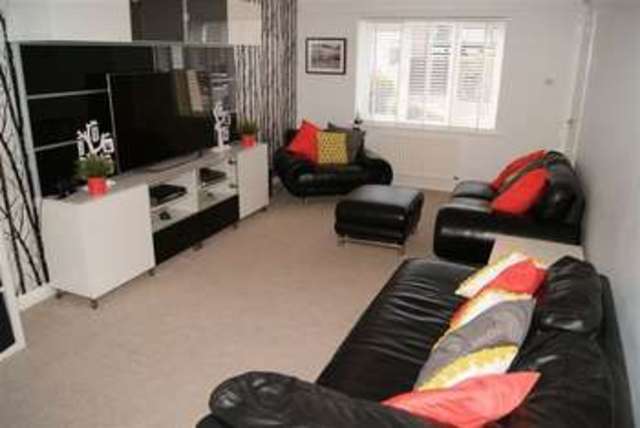  Image of 3 bedroom Detached house for sale in Edgemount Killingworth Newcastle upon Tyne NE12 at Edgemount  Killingworth, NE12 6GG