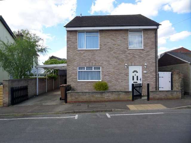  Image of 4 bedroom Detached house to rent in Edgworth Road Sudbury CO10 at Edgworth Road  Sudbury, CO10 2TG