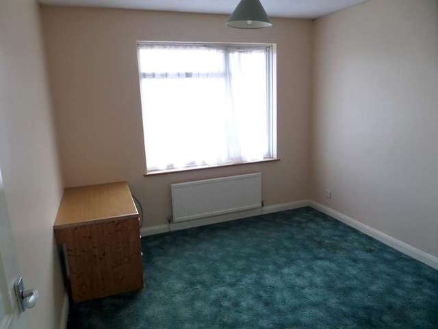  Image of 4 bedroom Detached house to rent in Edgworth Road Sudbury CO10 at Edgworth Road  Sudbury, CO10 2TG