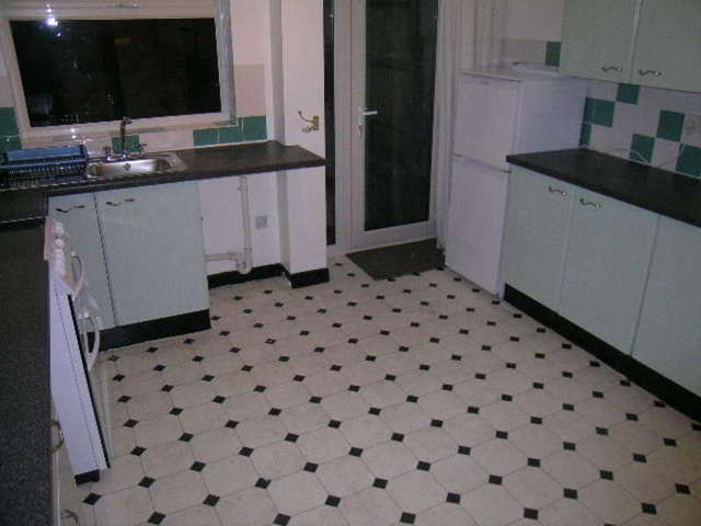  Image of 2 bedroom Detached house to rent in Elgin Road Southampton SO15 at Freemantle  Southampton, SO15 1JP