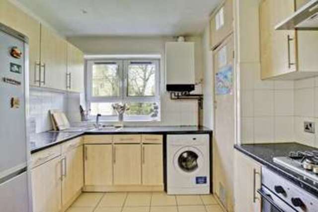  Image of 2 bedroom Flat for sale in Elliscombe Mount Elliscombe Road London SE7 at Elliscombe Road  Charlton, SE7 7PZ
