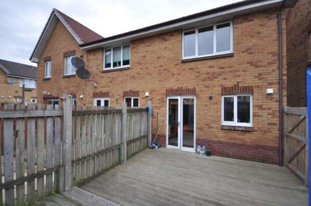  Image of 2 bedroom End of Terrace for sale in Elm Drive Chapelhall Airdrie ML6 at Elm Drive Chapelhall Airdrie, ML6 8GB