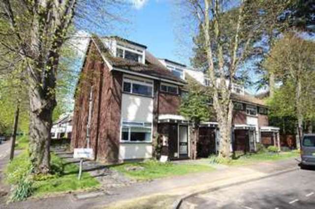  Image of 2 bedroom Flat for sale in Elm Hatch Westfield Park Hatch End Pinner HA5 at Elm Hatch, Westfield Park Hatch End Pinner, HA5 4JL