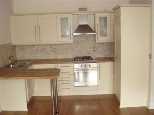  Image of 2 bedroom Ground Flat to rent in Elmsley Road Mossley Hill Liverpool L18 at Mossley Hill Liverpool Merseyside, L18 8AY