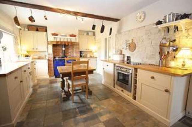  Image of 4 bedroom Terraced house for sale in Empshott Place Empshott Liss GU33 at Empshott Place Empshott Liss, GU33 6HX