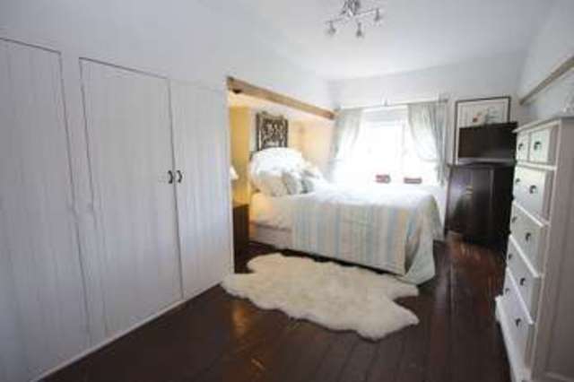  Image of 4 bedroom Terraced house for sale in Empshott Place Empshott Liss GU33 at Empshott Place Empshott Liss, GU33 6HX