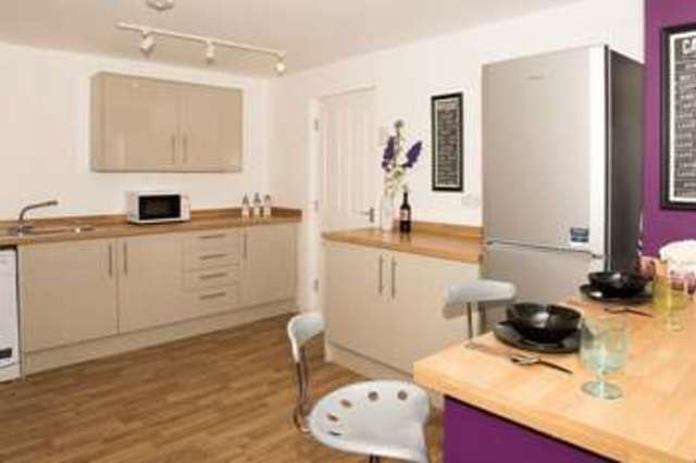  Image of 4 bedroom Terraced house to rent in Gilesgate Gilesgate Durham DH1 at Gilesgate  Durham, DH1 1HY