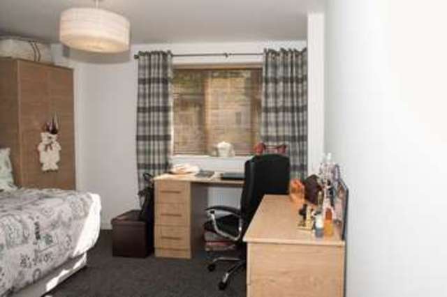  Image of 4 bedroom Terraced house to rent in Gilesgate Gilesgate Durham DH1 at Gilesgate  Durham, DH1 1HY
