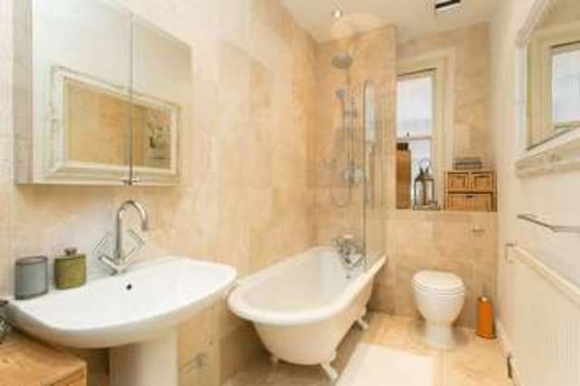  Image of 2 bedroom Property to rent in Essendine Road London W9 at Essendine Road  London, W9 2LU