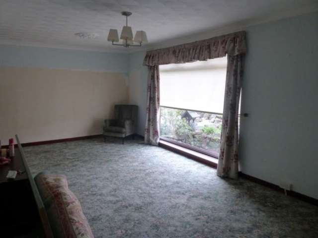  Image of 3 bedroom Bungalow for sale in Etive Drive Airdrie ML6 at Etive Drive Brownsburn Airdrie, ML6 9QQ