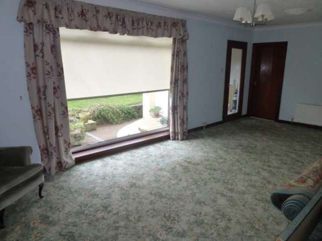  Image of 3 bedroom Bungalow for sale in Etive Drive Airdrie ML6 at Etive Drive Brownsburn Airdrie, ML6 9QQ