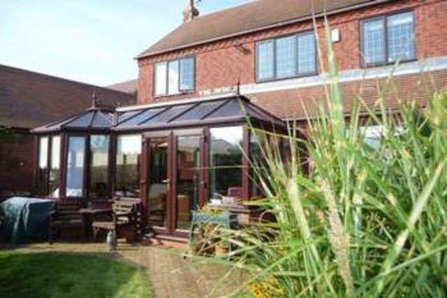  Image of 4 bedroom Detached house to rent in Evesham Road Astwood Bank Redditch B96 at Evesham Road Astwood Bank Redditch, B96 6DY