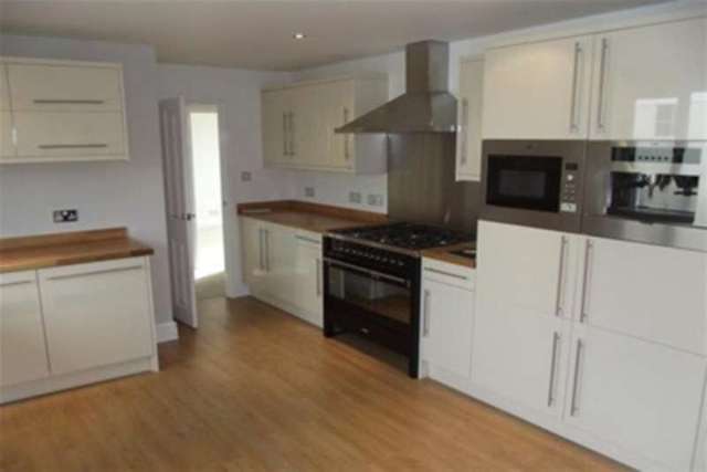  Image of 3 bedroom Semi-Detached house to rent in Summerfield Woodbury Exeter EX5 at Exeter, EX5 1JF