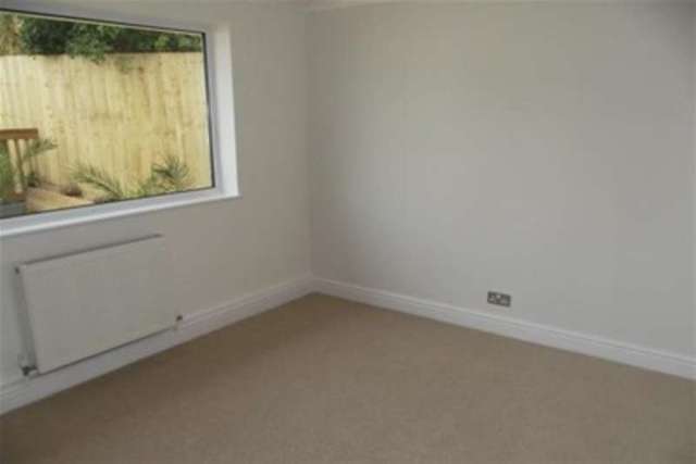  Image of 3 bedroom Semi-Detached house to rent in Summerfield Woodbury Exeter EX5 at Exeter, EX5 1JF