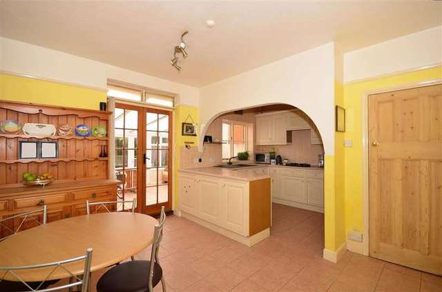  Image of 3 bedroom Terraced house for sale in Fairfield Road Broadstairs CT10 at Broadstairs Kent Broadstairs, CT10 2JU