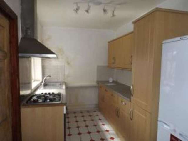  Image of 3 bedroom Terraced house for sale in Fairfield Road Chesterfield S40 at Chesterfield Derbyshire Chesterfield, S40 4TP