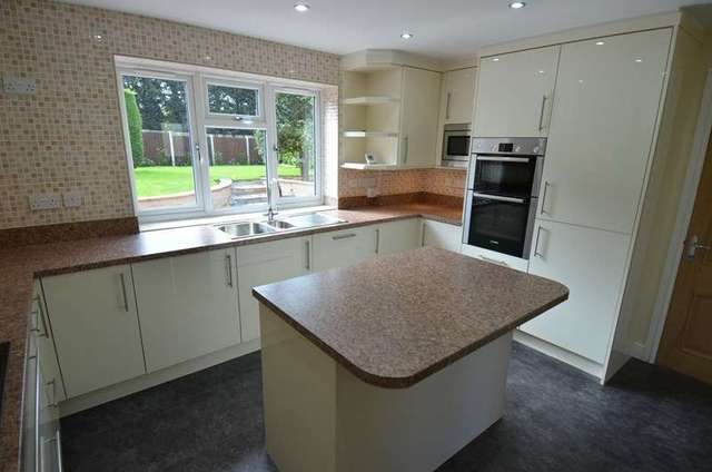  Image of 2 bedroom Detached house for sale in Fairways Drive Blackwell Bromsgrove B60 at Fairways Drive Blackwell Bromsgrove, B60 1BB